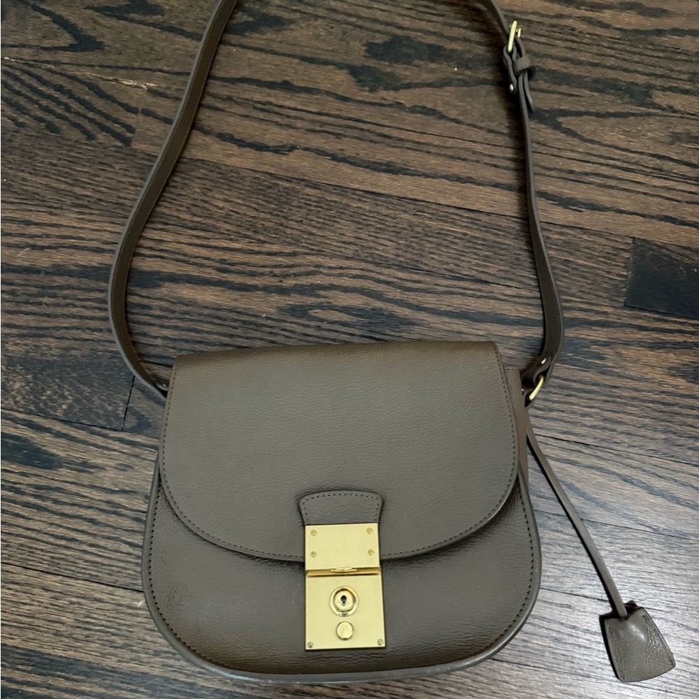 Elegant Brown Crossbody Bag